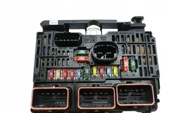 Peugeot 407 BSM Control unit S118983002Q