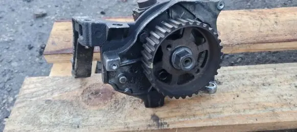 Volvo S40 Fuel injection high pressure pump 0445010102