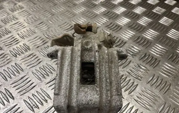 Skoda Fabia Mk1 (6Y) Rear brake caliper