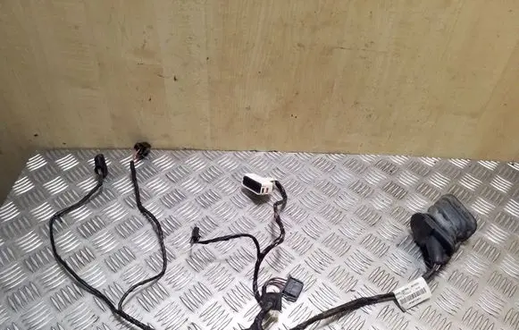 Seat Leon (1P) Rear door wiring loom 1P2971161J