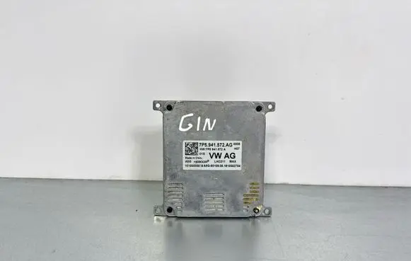 Volkswagen PASSAT B8 LED ballast control module 7P5941572AG 7P5941572A