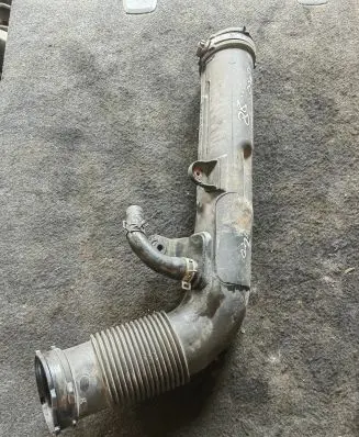 Volvo V40 Intercooler hose/pipe 31338661