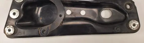Infiniti FX Gearbox mounting bracket