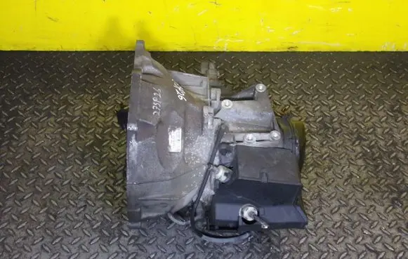 Ford Fiesta Manual 5 speed gearbox DV1R7002ABF 27SP26