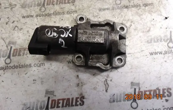 Volvo XC90 Camshaft vanos timing valve 8670421