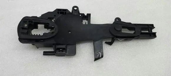 BMW 1 E81 E87 Front door exterior handle/bracket 7200935
