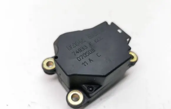 Volvo S80 Air flap motor/actuator 74933F 070503