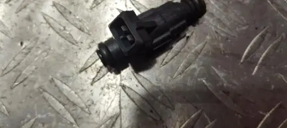 Mercedes-Benz A W168 Fuel injector 0280155753 a0000788723