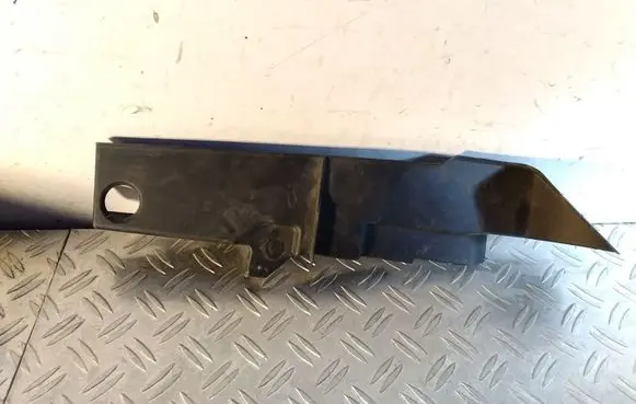 Honda CR-V Fender end trim 74206SWYG