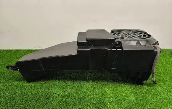 Audi A7 S7 4G Subwoofer speaker 4G9035382