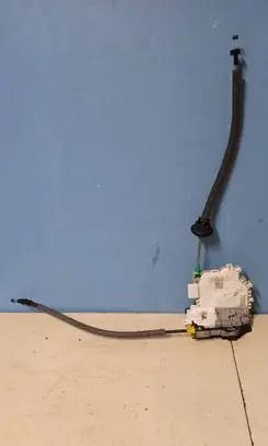Audi A5 Front door lock 8X2837015B