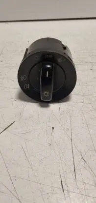 Volkswagen Touran I Light switch 