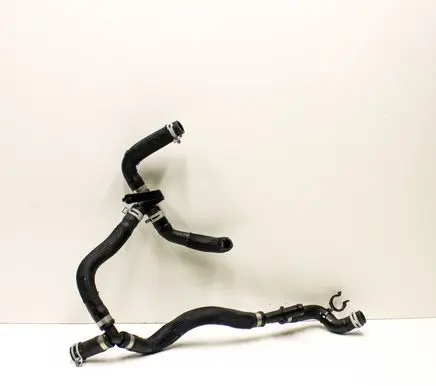 Engine coolant pipe/hose