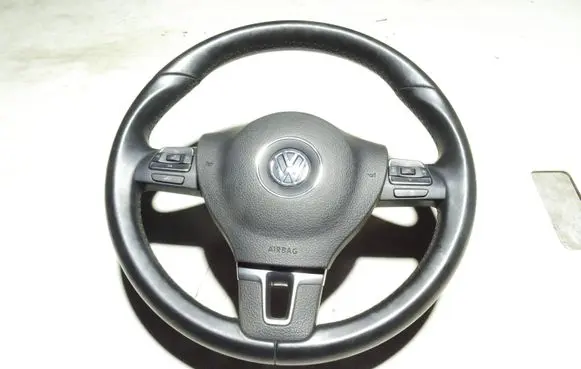 Volkswagen PASSAT B7 Steering wheel 3C8419091BE 3C8959537D 3C8959538G