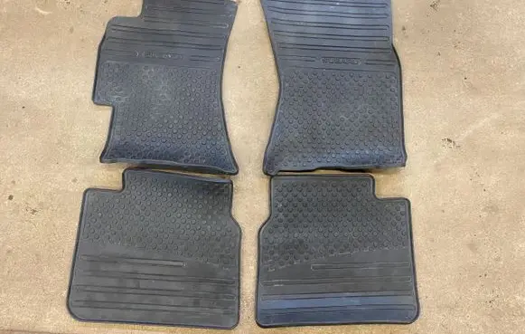 Subaru Legacy Car floor mat set 