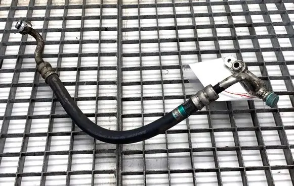 Suzuki Swift I Air conditioning (A/C) pipe/hose 9572062J00