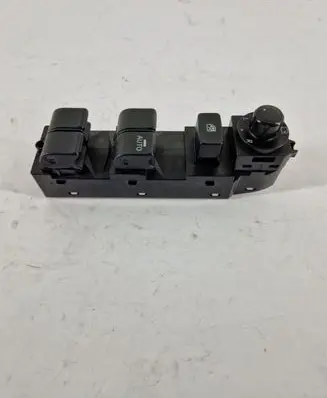 Mazda 3 III Electric window control switch BJE766350A