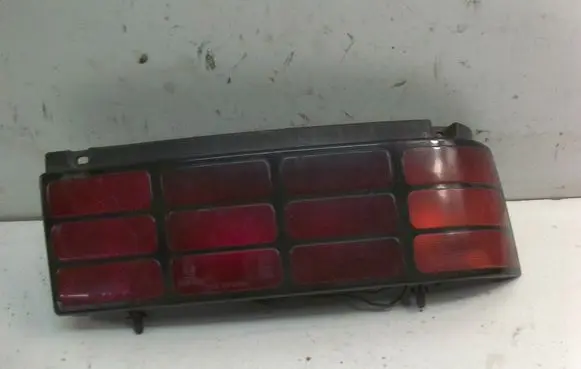 Suzuki Swift Cultus Rear/tail lights 22032232R