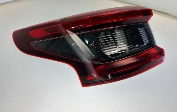 Nissan Qashqai Rear/tail lights KT92568