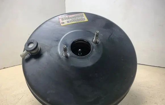Chrysler Voyager Brake booster 04721721AA E0204022034 01BP2104A