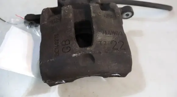 Hyundai i20 (GB IB) Front brake caliper