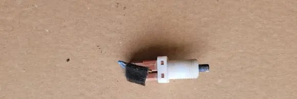 Clutch pedal sensor