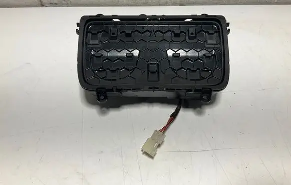 BMW 5 F10 F11 Cup holder front 9206401