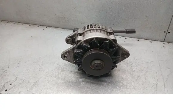 Opel Combo C Generator/alternator 