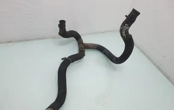 Jeep Cherokee Engine coolant pipe/hose