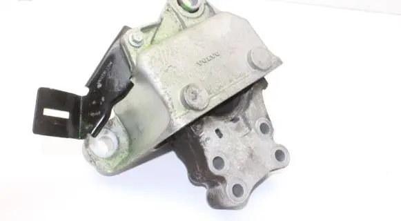 Volvo XC40 Engine mount bracket 32298325
