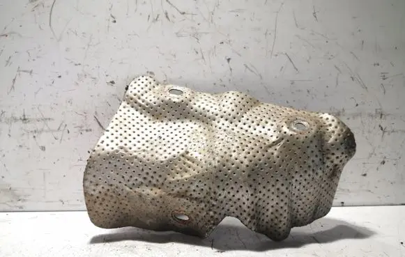 Volvo XC60 Heat shield in engine bay 30777164