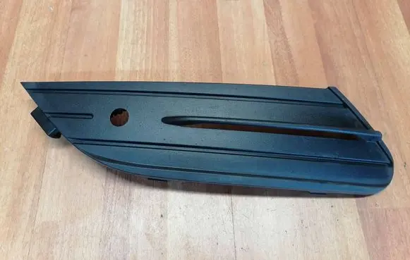 Renault Espace V (RFC) Front fog light trim/grill 622576315R 622548143R