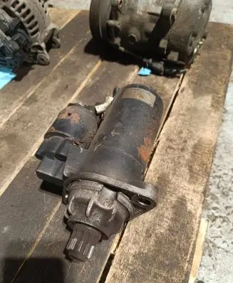 Seat Alhambra (Mk1) Starter motor