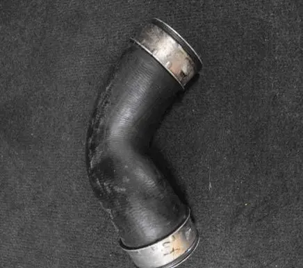 Mercedes-Benz E W211 Intercooler hose/pipe A2115282582