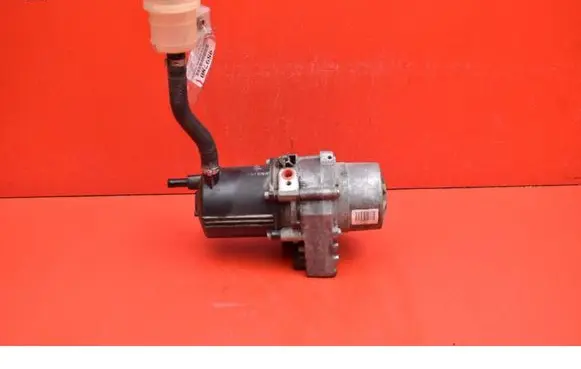 Peugeot 206 CC Power steering pump 9660334480