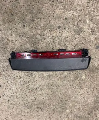 BMW 5 F10 F11 Third/center stoplight 7230799 63257230801