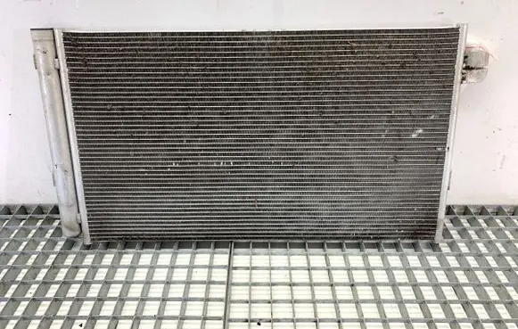 BMW 5 G30 G31 G38 Coolant radiator 9364258