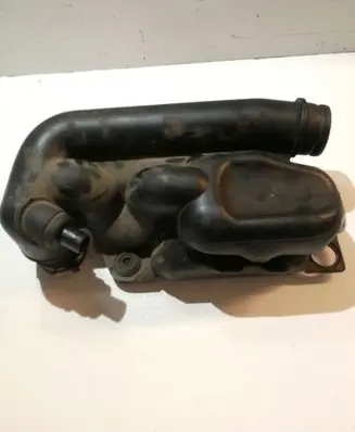 Intake resonator