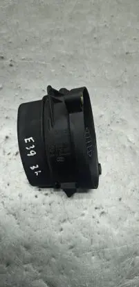 BMW 5 E39 Mass air flow meter 0928400468 7787076 1362