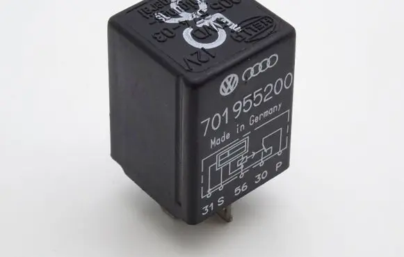 Volkswagen Transporter - Caravelle T4 Other relay 701955200