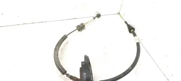 Renault Latitude (L70) Gear shift cable linkage 8200889847A