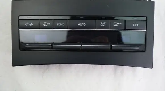 Mercedes-Benz E W212 Climate control unit A2129009011 A2128303900 5HB010937