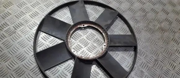 BMW 5 E39 Fan impeller 2243303