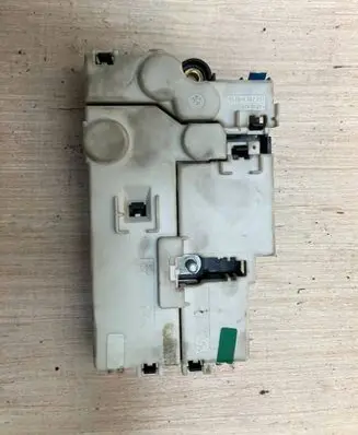 BMW 7 E38 Fuse 17675 17676 611383683649