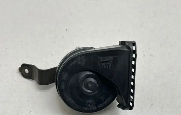 Dodge Durango III Horn signal A046495 0024077202