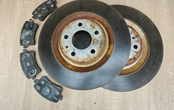 Audi Q5 SQ5 8R Rear brake disc 4H0615601H 8K0615415K