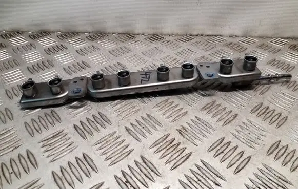 Nissan Juke I F15 Fuel main line pipe