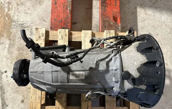 Mercedes-Benz C W205 Automatic gearbox 2052705501