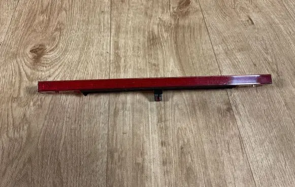 Audi A4 S4 B6 8E 8H Third/center stoplight 28427002