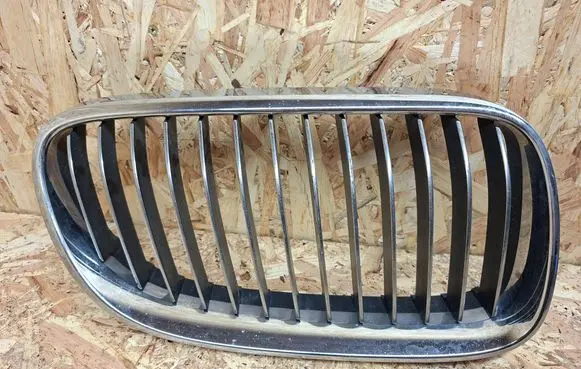 BMW 3 E92 E93 Front bumper upper radiator grill 51137254972 51137254970 51137254968